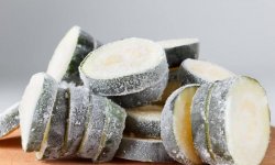 Як заморозити цукіні на зиму свіжими в домашніх умовах