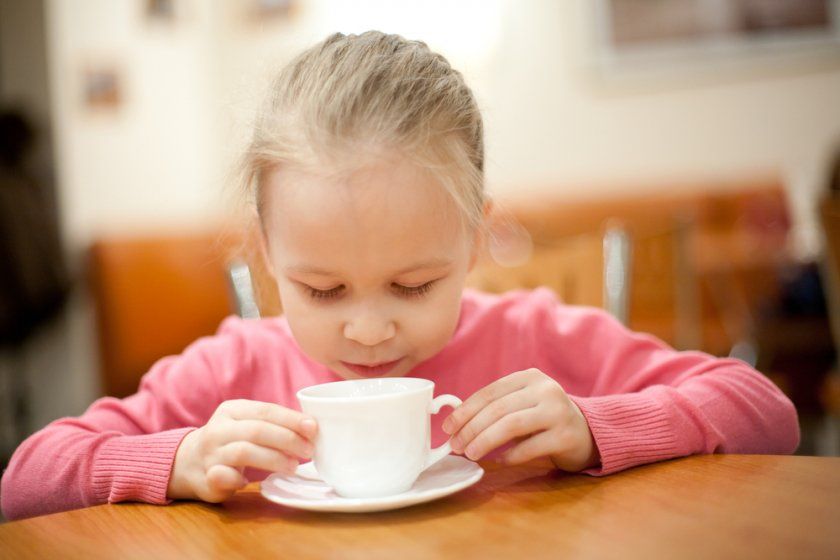 Імбирний чай з куркумою для дитини