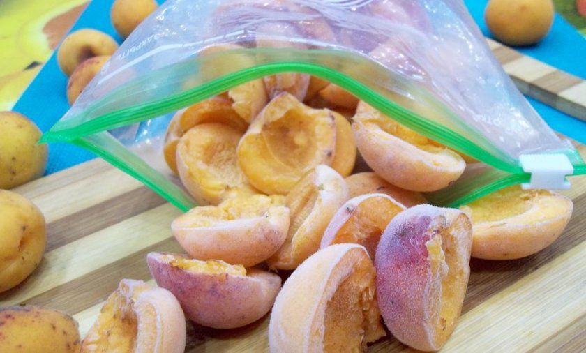 заморожені абрикоси