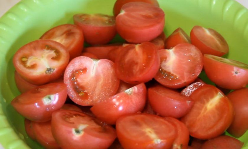розрізні помідори