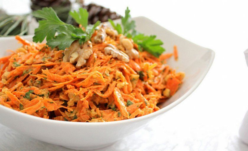 Орехово-морквяний салат